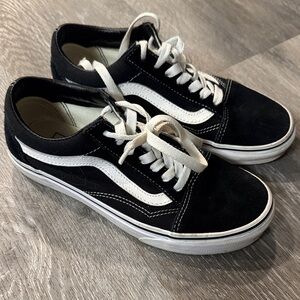Vans Women's Black and White Canvas Sneakers
